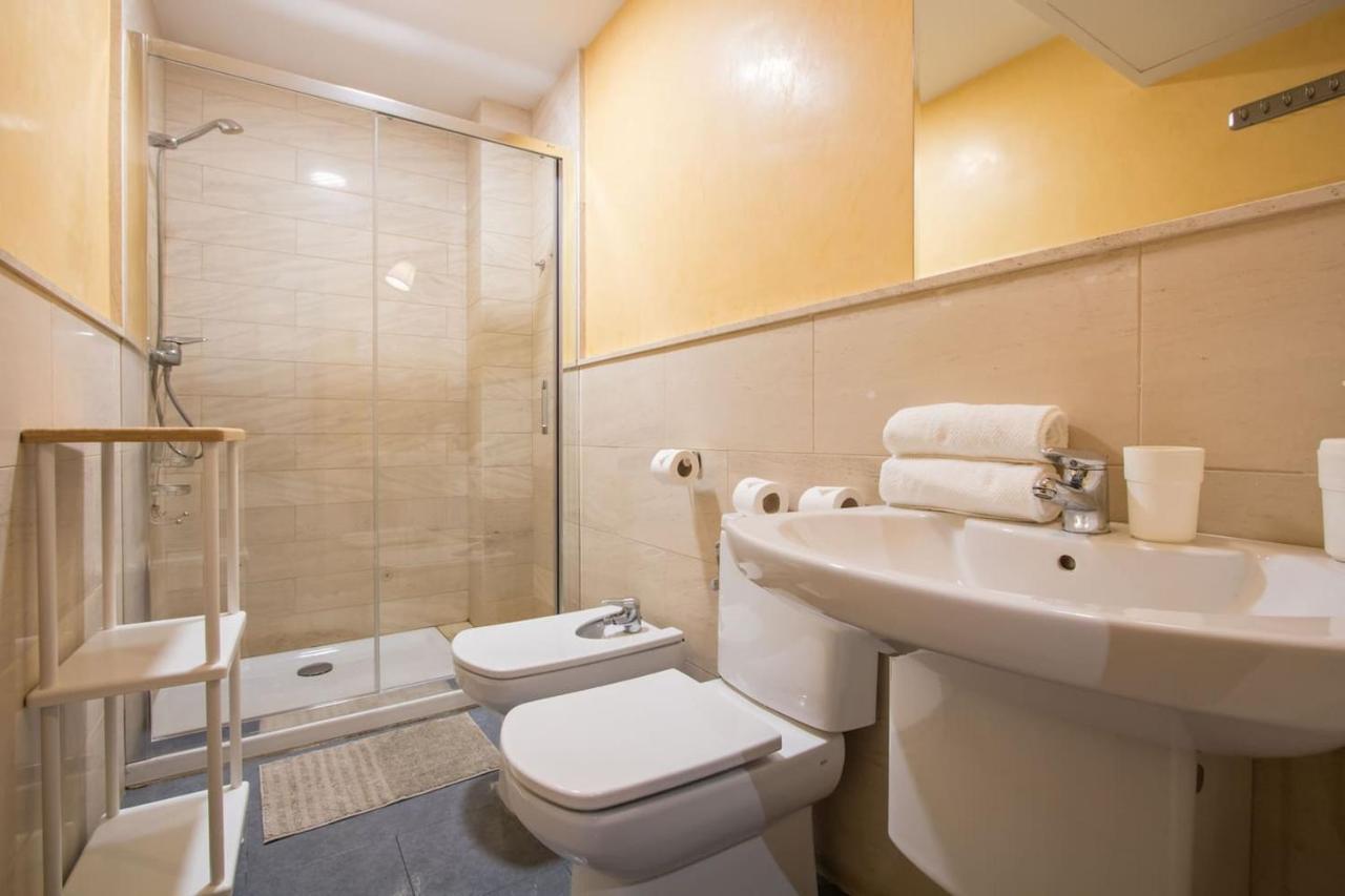 Luis Rey Central Suite By Valcambre Seville Exterior photo